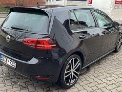 Schwarz Gebraucht 2015 VW Golf VII GTD Limousine | 15.300 € (Etwas zu teuer)