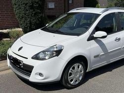 Weiß Gebraucht 2010 Renault Clio GrandTour Dynamique Kombi | 4.500 € (Fairer Preis)