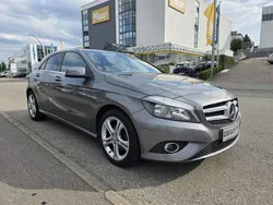 Grau Gebraucht 2012 Mercedes A180 Urban Limousine | 10.990 € (Fairer Preis)