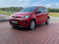 Rot Gebraucht 2018 VW up! Edition Kleinwagen | 8.000 € (Etwas zu teuer)