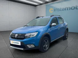 Blau Gebraucht 2019 Dacia Sandero Stepway Kleinwagen | 15.399 €