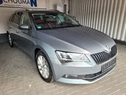 Grau Gebraucht 2016 Skoda Superb Style Kombi | 16.900 € (Fairer Preis)