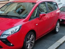 Rot Gebraucht 2013 Opel Zafira Van / Kleinbus | 3.500 €