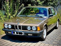 Braun Gebraucht 1987 BMW 735 Limousine | 26.959 €