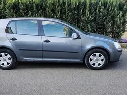 Grau Gebraucht 2004 VW Golf V Limousine | 2.300 € (Fairer Preis)