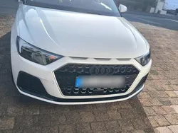 Weiß Gebraucht 2021 Audi A1 Sportback Performance Kleinwagen | 19.000 € (Fairer Preis)