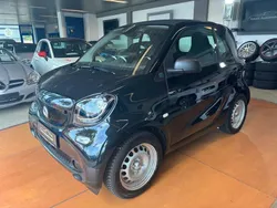 Schwarz Gebraucht 2019 Smart ForTwo Electric Drive Coupé | 8.590 € (Fairer Preis)