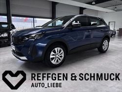 Blau (metallic) Gebraucht 2023 Peugeot 3008 Active SUV | 19.740 € (Guter Preis)
