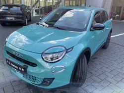 Blau Gebraucht 2024 Fiat 600 Style SUV | 25.900 € (Etwas zu teuer)