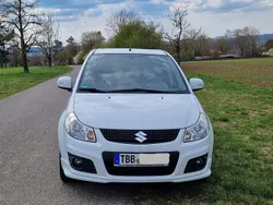 Weiß Gebraucht 2012 Suzuki SX4 City+ Limousine | 7.400 € (Fairer Preis)