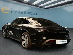 Schwarz Gebraucht 2022 Porsche Taycan Limousine | 66.449 € (Fairer Preis)