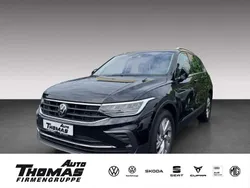 Schwarz Gebraucht 2023 VW Tiguan Move SUV | 28.180 € (Superpreis)