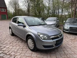 Grau Gebraucht 2004 Opel Astra Limousine | 999 € (Guter Preis)