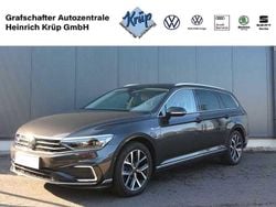 Grau Gebraucht 2022 VW Passat Pro Kombi | 29.850 € (Etwas zu teuer)