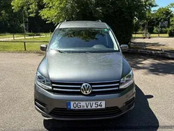 Grau Gebraucht 2016 VW Caddy Van / Kleinbus | 16.500 € (Fairer Preis)