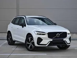 Weiß Gebraucht 2022 Volvo XC60 R-Design SUV | 42.000 € (Teuer)