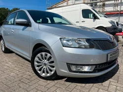 Silber Gebraucht 2017 Skoda Rapid Cool Edition Kombi | 7.450 € (Fairer Preis)