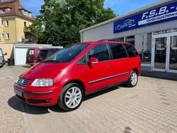Rot Gebraucht 2010 VW Sharan United Van / Kleinbus | 6.950 € (Guter Preis)