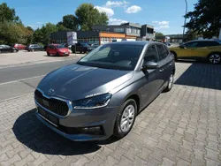 Grau Gebraucht 2024 Skoda Fabia Style Limousine | 18.490 € (Superpreis)