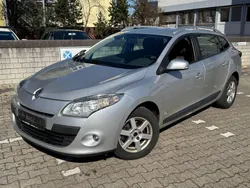 Grau Gebraucht 2011 Renault Mégane GrandTour Expression Kombi | 2.799 € (Fairer Preis)