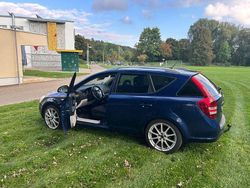 Blau Gebraucht 2009 Kia Ceed LX Kombi | 4.200 € (Teuer)