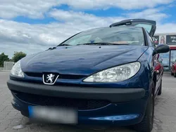 Blau Gebraucht 2005 Peugeot 206 Limousine | 1.500 € (Fairer Preis)
