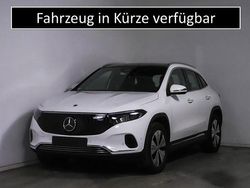 Weiß Gebraucht 2024 Mercedes EQA300 Advanced Plus SUV | 36.800 € (Fairer Preis)