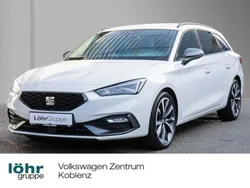 Candy weiss Gebraucht 2022 Seat Leon ST FR Kombi | 21.980 € (Fairer Preis)