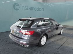 Grau Gebraucht 2023 Audi A4 Kombi | 35.050 € (Teuer)