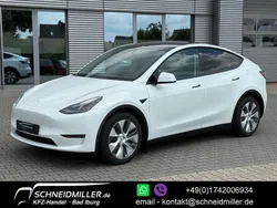 Weiß Gebraucht 2023 Tesla Model Y Long Range SUV | 37.900 € (Fairer Preis)