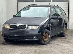 Schwarz Gebraucht 2006 Skoda Fabia Ambiente Kleinwagen | 290 € (Superpreis)