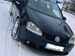Blau Gebraucht 2003 VW Golf Limousine | 1.650 € (Fairer Preis)
