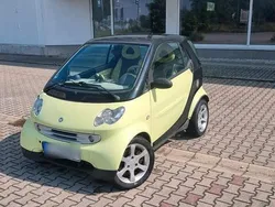 Grün Gebraucht 2004 Smart ForTwo Coupé Coupé | 1.800 € (Fairer Preis)