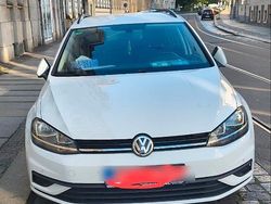 Weiß Gebraucht 2019 VW Golf VII Kombi | 15.400 € (Guter Preis)