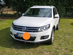 Weiß Gebraucht 2013 VW Tiguan R-line SUV | 13.000 € (Etwas zu teuer)