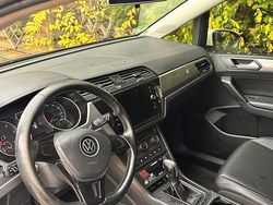 Beige Gebraucht 2021 VW Touran Comfortline Van / Kleinbus | 7.000 € (Fairer Preis)