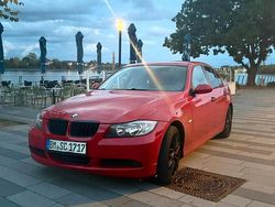 Rot Gebraucht 2005 BMW 320 Limousine | 3.999 € (Fairer Preis)