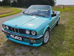 Grün Gebraucht 1988 BMW 320 Cabriolet Sport Line Cabrio | 19.500 €