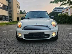 Weiß Gebraucht 2007 Mini Cooper Kleinwagen | 4.000 €