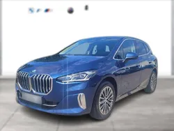 Blau metallic Gebraucht 2022 BMW 220 Active Tourer Van / Kleinbus | 32.390 €