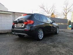 Schwarz Gebraucht 2011 BMW X1 Sport Line SUV | 5.450 € (Superpreis)