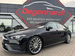 Schwarz Gebraucht 2021 Mercedes CLA200 Shooting Brake AMG line Kombi | 29.990 € (Fairer Preis)