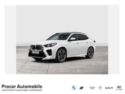 Weiß Neu 2025 BMW iX2 M Sport SUV | 46.970 € (Superpreis)