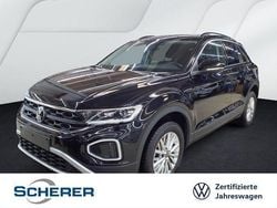 Deep black perleffekt (metallic) Gebraucht 2024 VW T-Roc Life SUV | 21.600 € (Guter Preis)