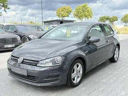 Grau Gebraucht 2014 VW Golf VII Comfortline Limousine | 7.950 € (Fairer Preis)