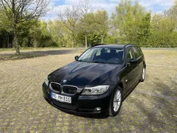 Schwarz Gebraucht 2012 BMW 320 Kombi | 9.000 € (Guter Preis)