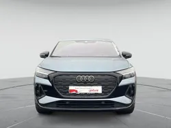 Geysirblau metallic Gebraucht 2024 Audi Q4 Sportback e-tron Ambiente SUV | 46.950 € (Superpreis)