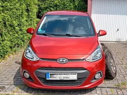 Rot Gebraucht 2014 Hyundai i10 Edition Kleinwagen | 4.900 € (Guter Preis)