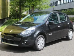 Schwarz Gebraucht 2011 Renault Clio II Dynamique Kleinwagen | 3.200 € (Fairer Preis)