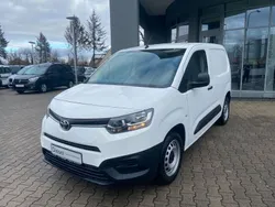 Ice white Gebraucht 2022 Toyota Proace City Van | 18.999 € (Fairer Preis)